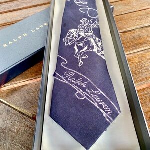 🎁ULTRA RARE🎁💯ICONIC RALPH LAUREN PURPLE LABEL WESTRN RODEO BULL-RIDER MOTIF TIE🔥